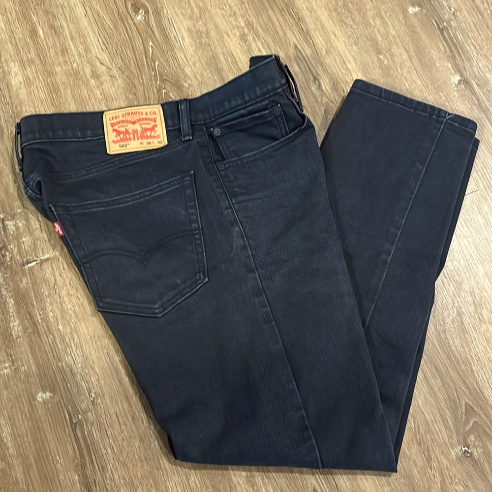 Levi’s 502 straight leg